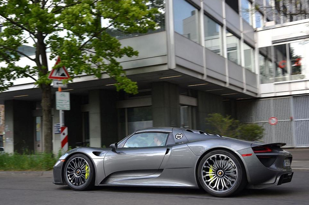 Porsche 918 Spyder